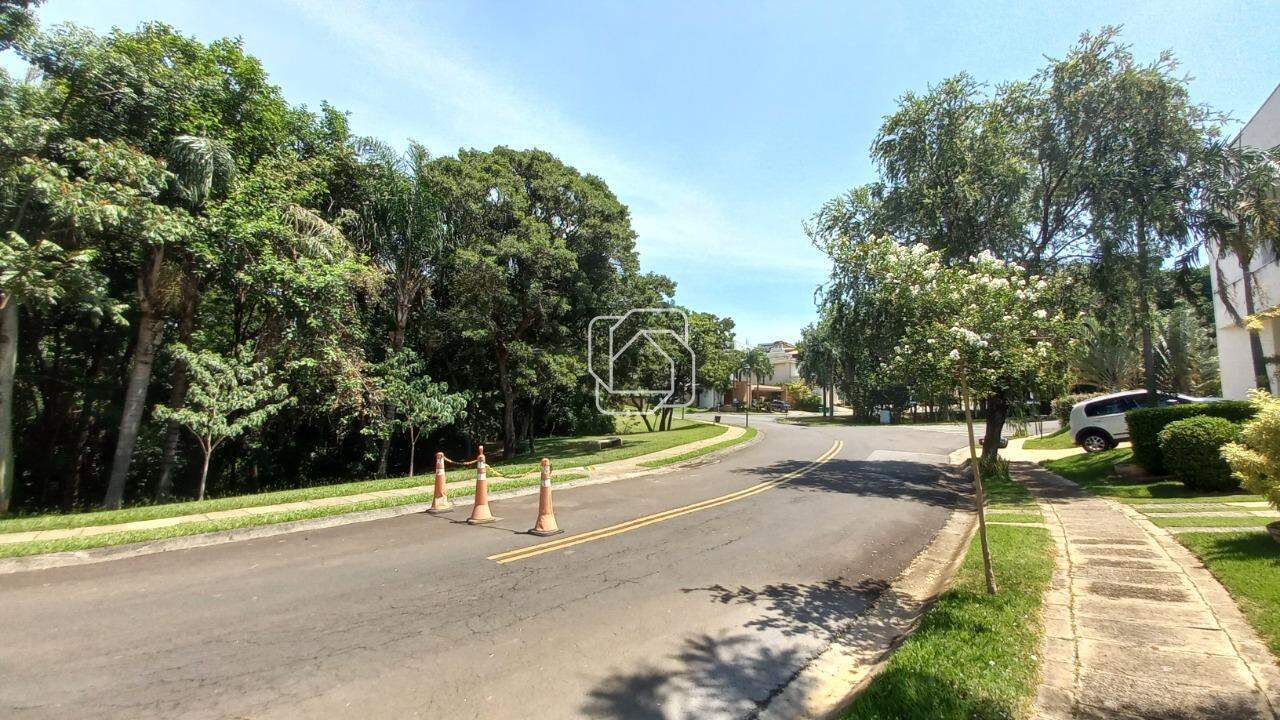 Terreno à venda em Indaiatuba - SP - Jardim Vila Paradiso: Rua do terreno