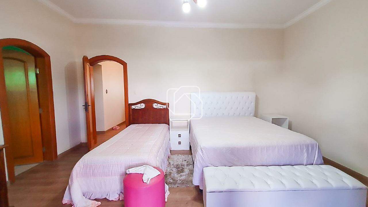 Casa de Condomínio à venda em Indaiatuba - SP - Recanto dos Pássaros: Suíte