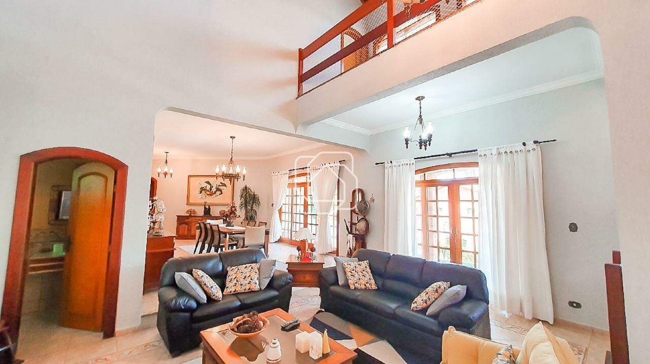 Casa de Condomínio à venda em Indaiatuba - SP - Recanto dos Pássaros: Sala de estar