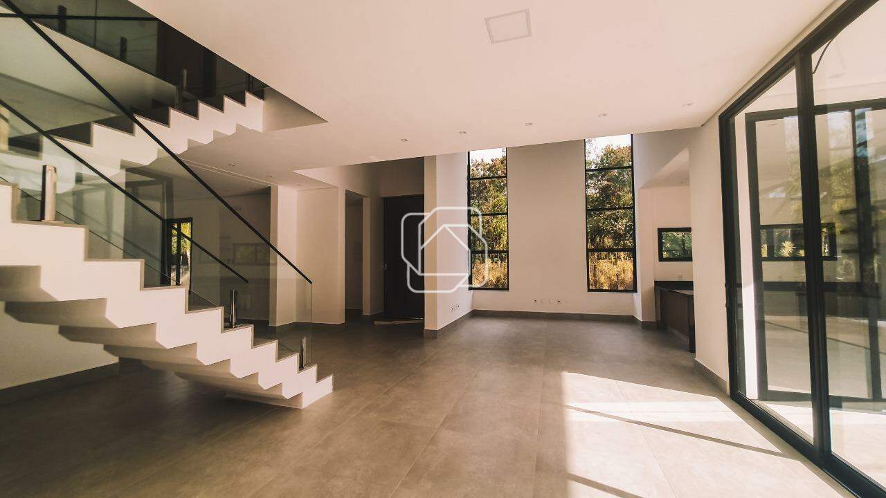 Casa de Condomínio à venda em Indaiatuba - SP - Jardim Residencial Santa Clara: Sala, entrada da casa
