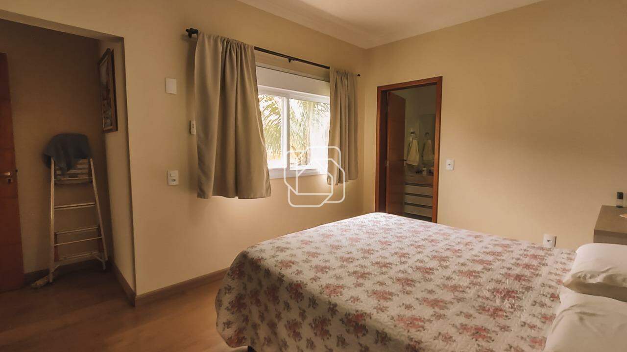 Casa de Condomínio à venda em Salto - SP - Mirante dos Ypês: Quarto