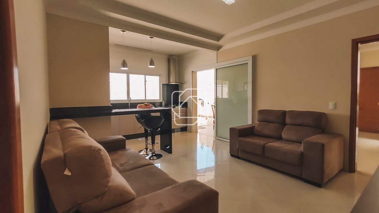 Casa de Condomínio à venda em Salto - SP - Mirante dos Ypês: Sala de estar, cozinha