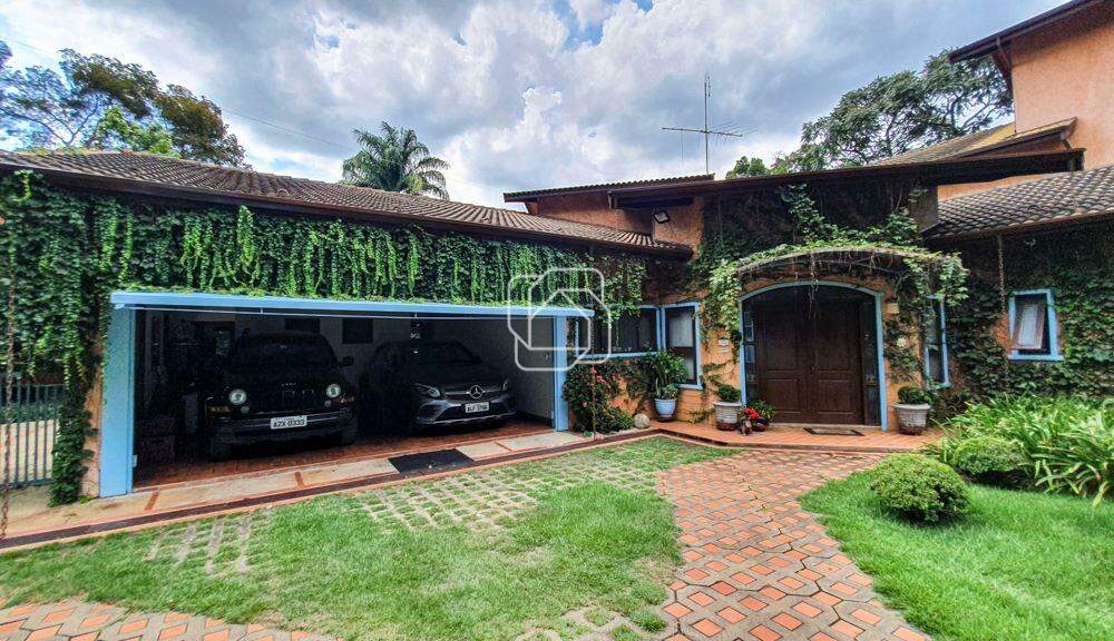 Casa de Condomínio à venda em Indaiatuba - SP - Helvetia Country: Garagem, entrada da casa
