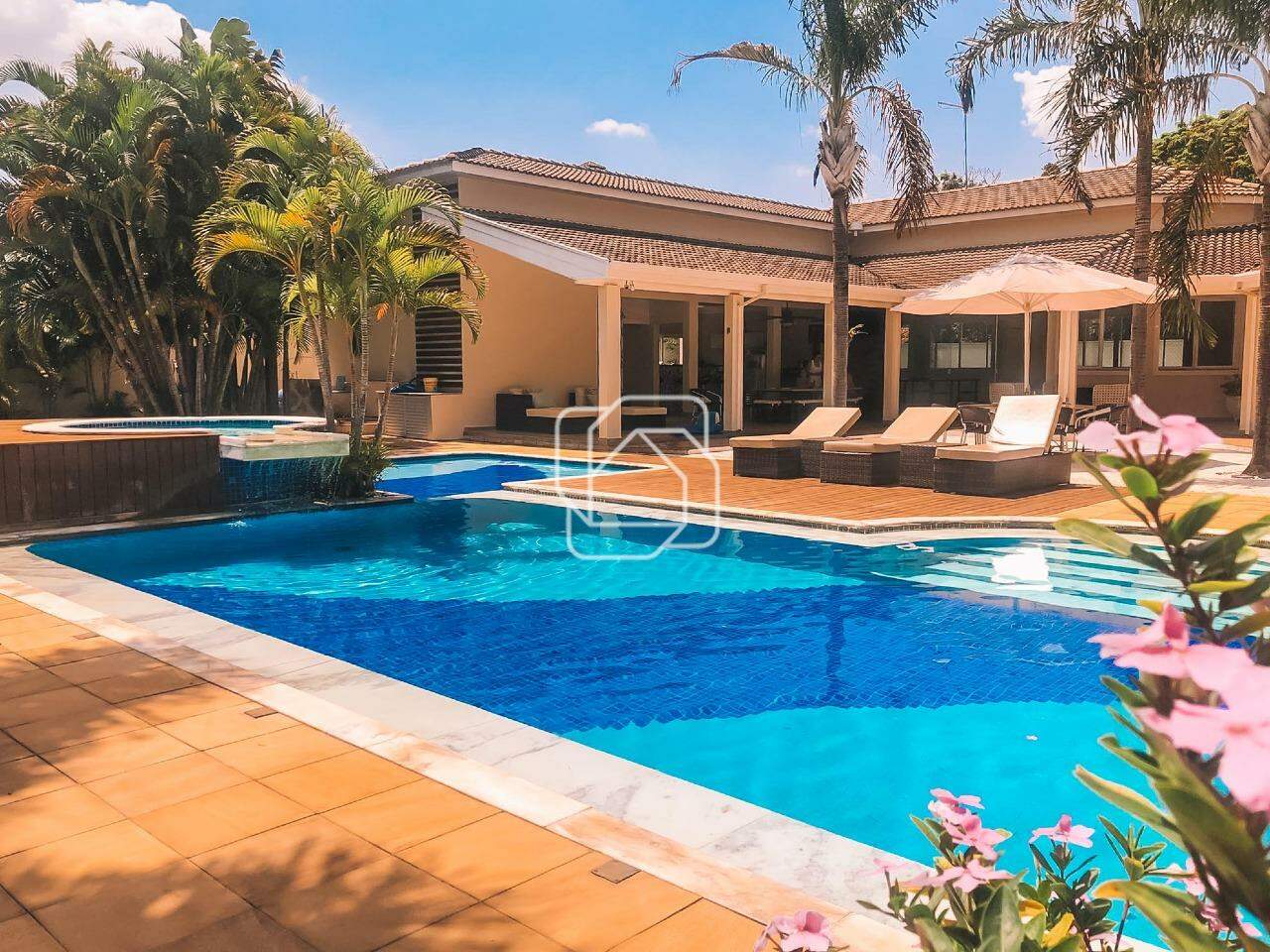Casa de Condomínio à venda em Indaiatuba - SP - Vale das Laranjeiras: Espaço da piscina