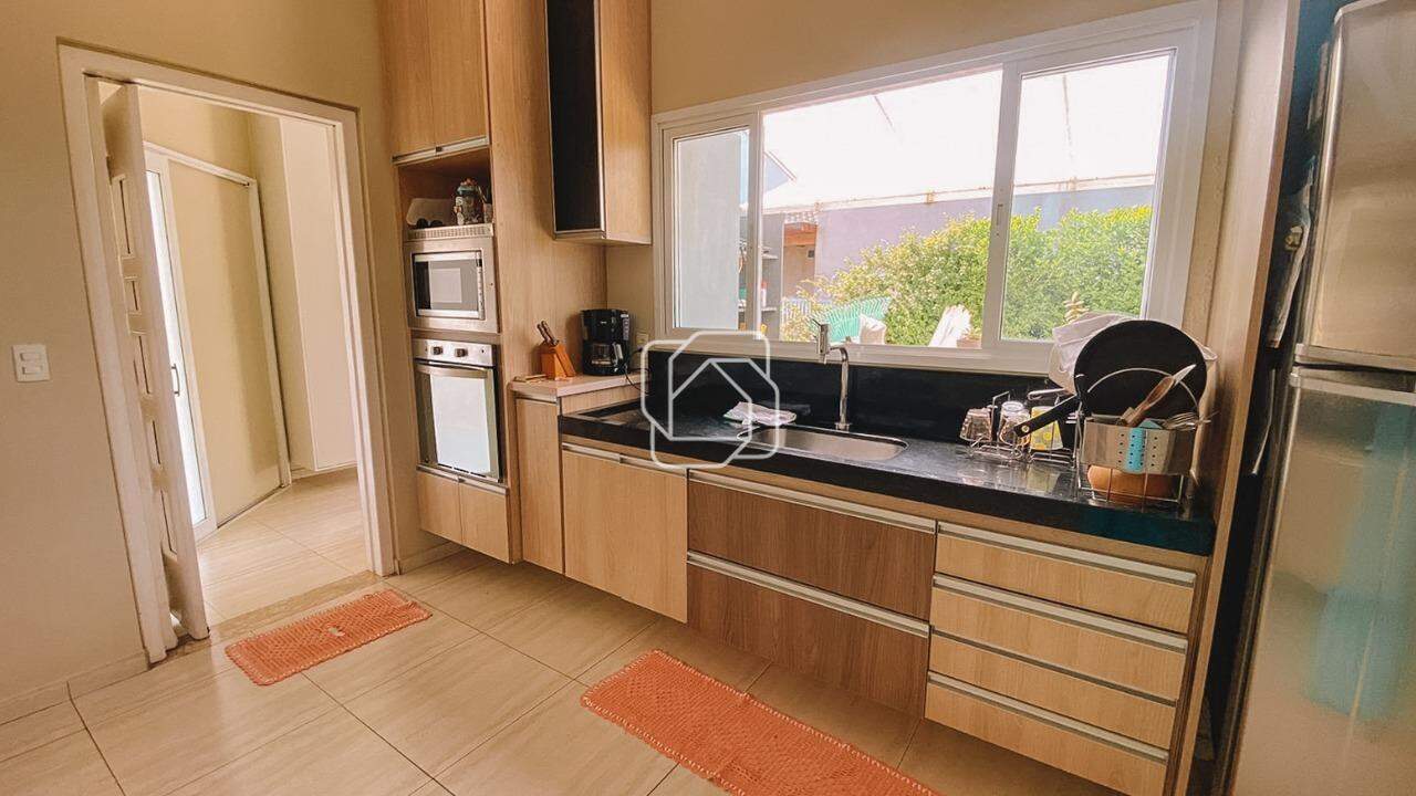 Casa de Condomínio à venda em Salto - SP - Residencial Primavera: Cozinha