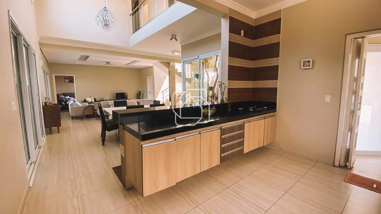 Casa de Condomínio à venda em Salto - SP - Residencial Primavera: Cozinha e salas