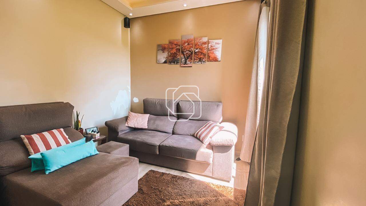 Casa de Condomínio à venda em Salto - SP - Residencial Primavera: Sala de TV privativa