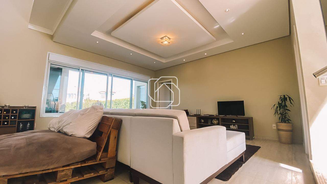 Casa de Condomínio à venda em Salto - SP - Residencial Primavera: Sala de estar, sanca