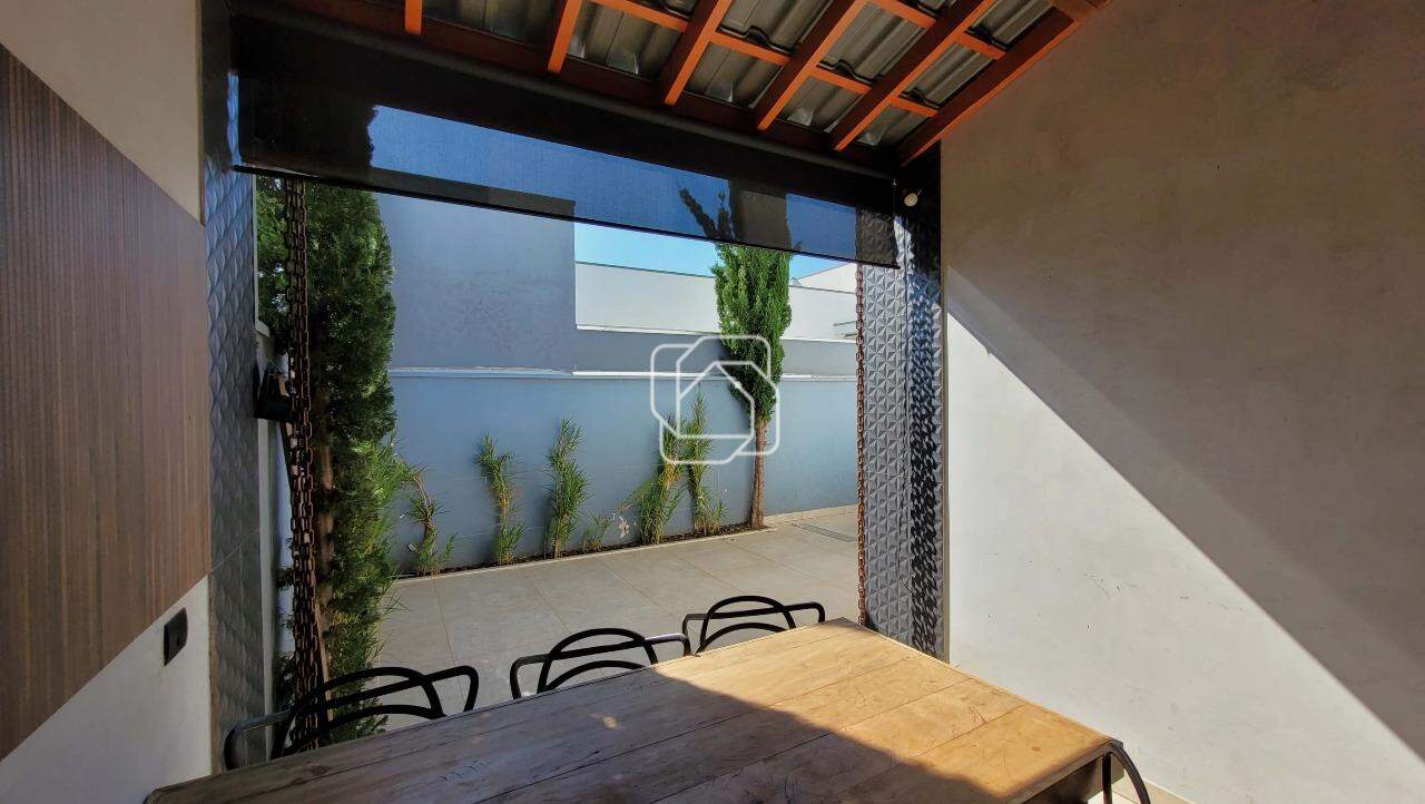 Casa de Condomínio para aluguel em Salto - SP - Village Moutonnée: