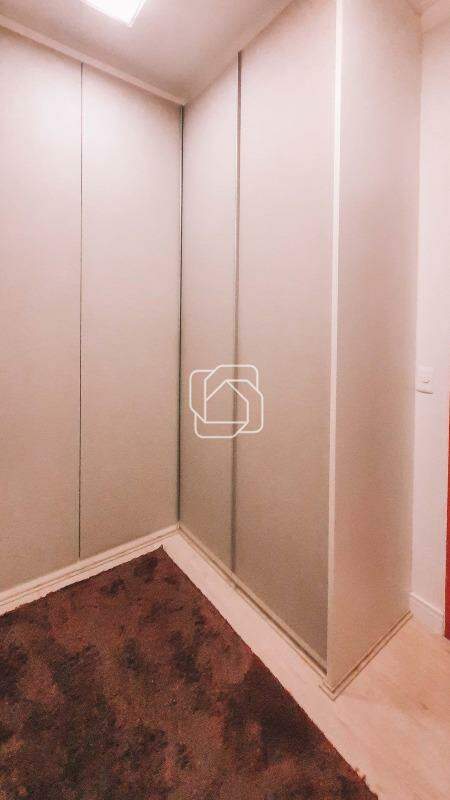 Casa de Condomínio à venda em Indaiatuba - SP - Colinas do Mosteiro de Itaici: Closet