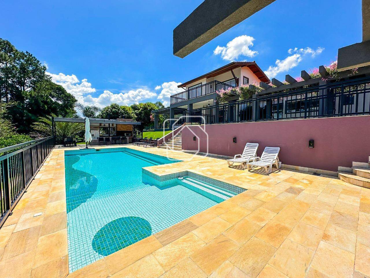 Casa de Condomínio à venda em Salto - SP - Condomínio Moradas São Luiz: Piscina