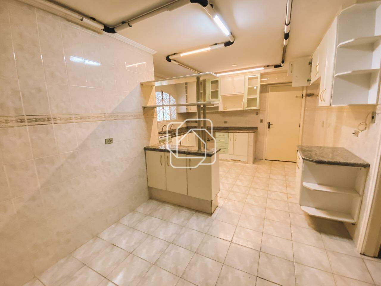 Casa de Condomínio à venda em Itu - SP - Condomínio City Castelo: Cozinha