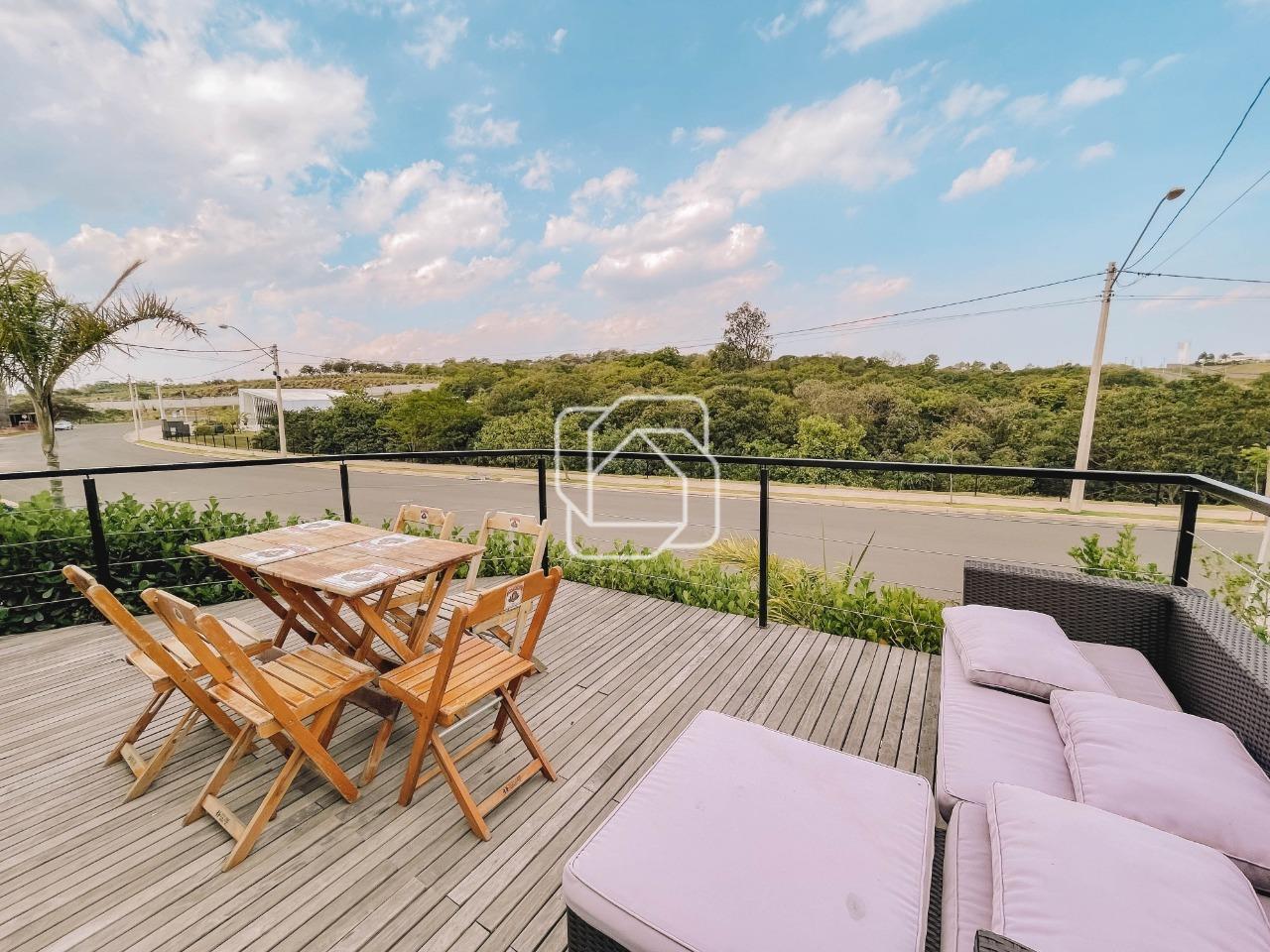 Casa de Condomínio à venda em Itu - SP - Residencial Saint Paul: Deck com varanda