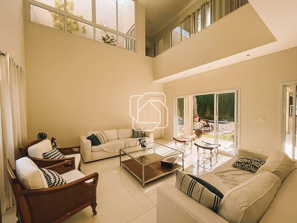 Casa de Condomínio à venda em Itu - SP - Jardim Plaza Atheneé: Sala de estar, acesso externo