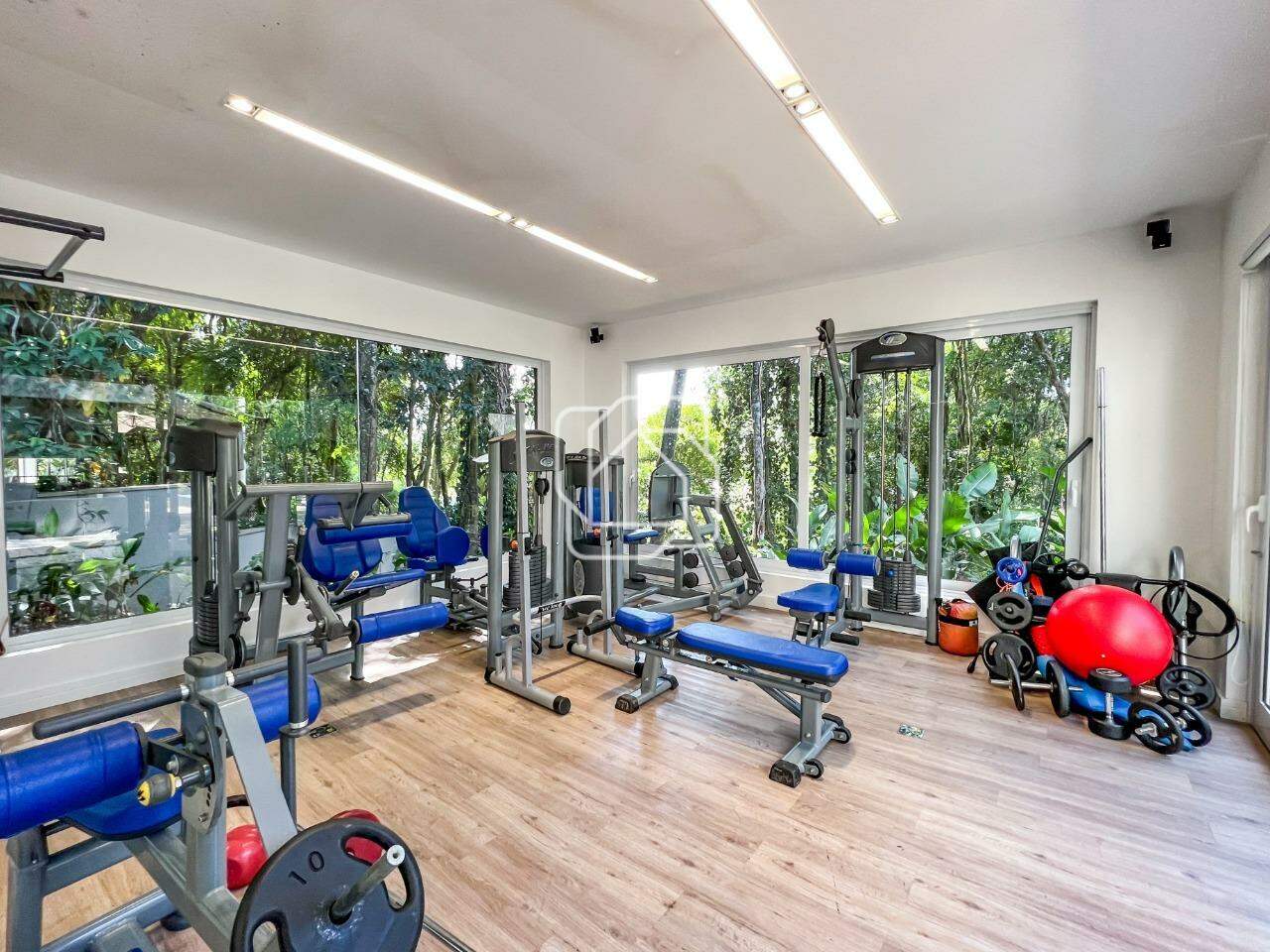 Casa de Condomínio à venda em Indaiatuba - SP - Helvetia Country: Academia