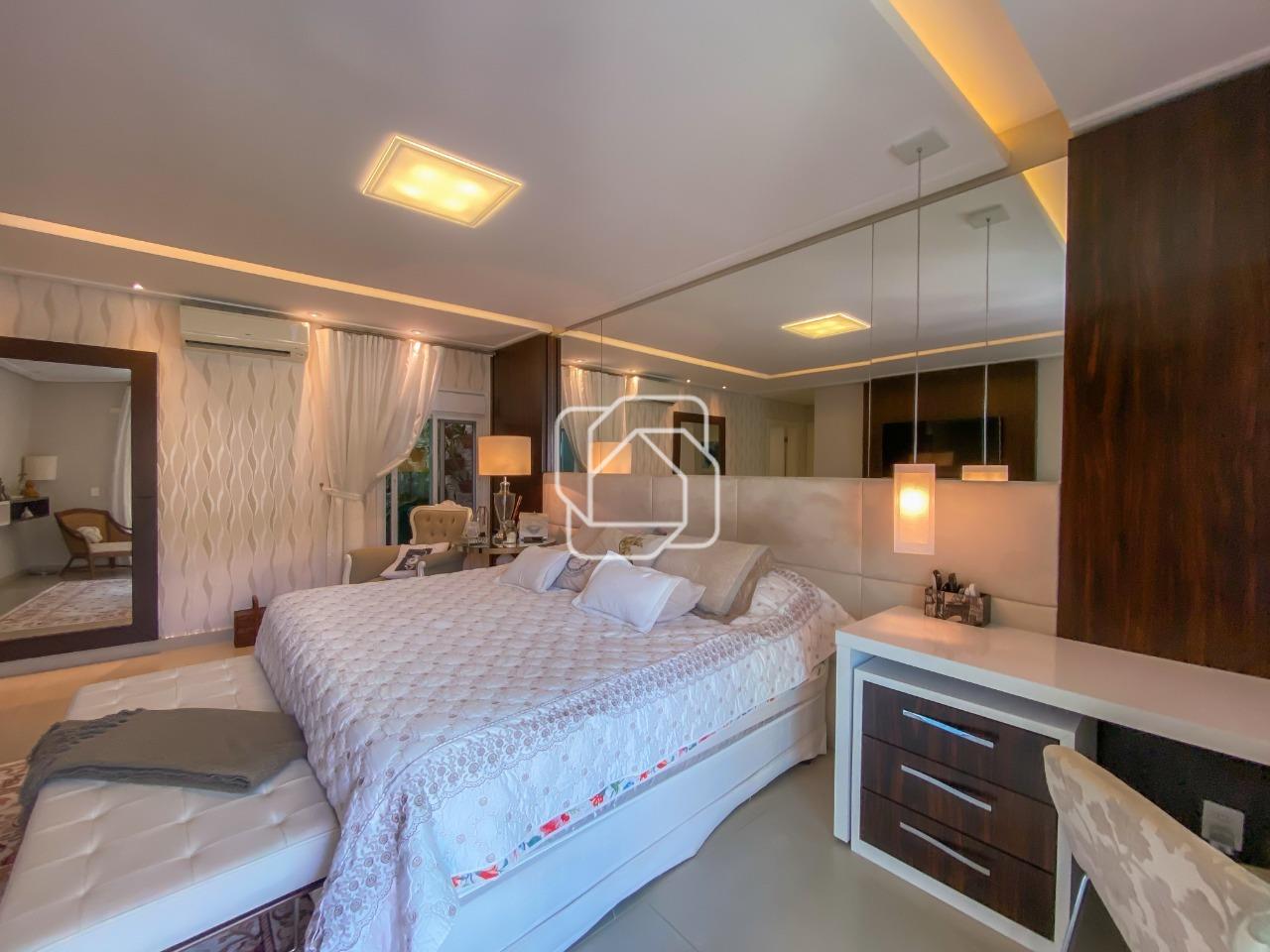 Casa de Condomínio à venda em Indaiatuba - SP - Jardim Vila Paradiso: Suíte máster