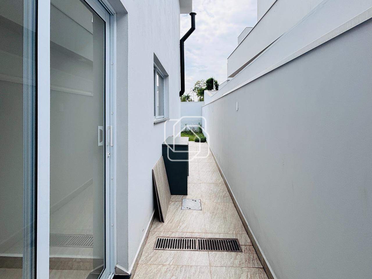 Casa de Condomínio à venda em Salto - SP - Residencial Central Parque: 