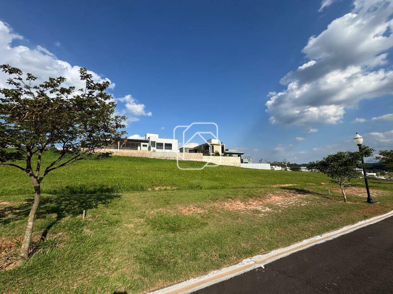 Terreno à venda em Itu - SP - Condomínio Villas do Golfe: 