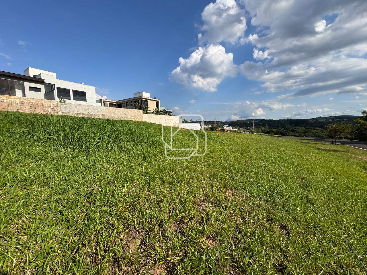 Terreno à venda em Itu - SP - Condomínio Villas do Golfe: 