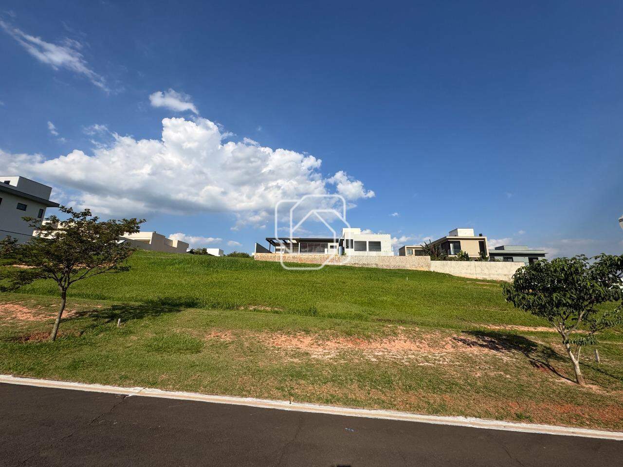 Terreno à venda em Itu - SP - Condomínio Villas do Golfe: 