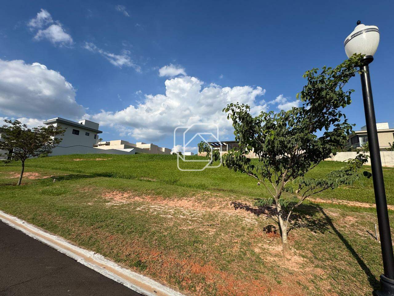 Terreno à venda em Itu - SP - Condomínio Villas do Golfe: 