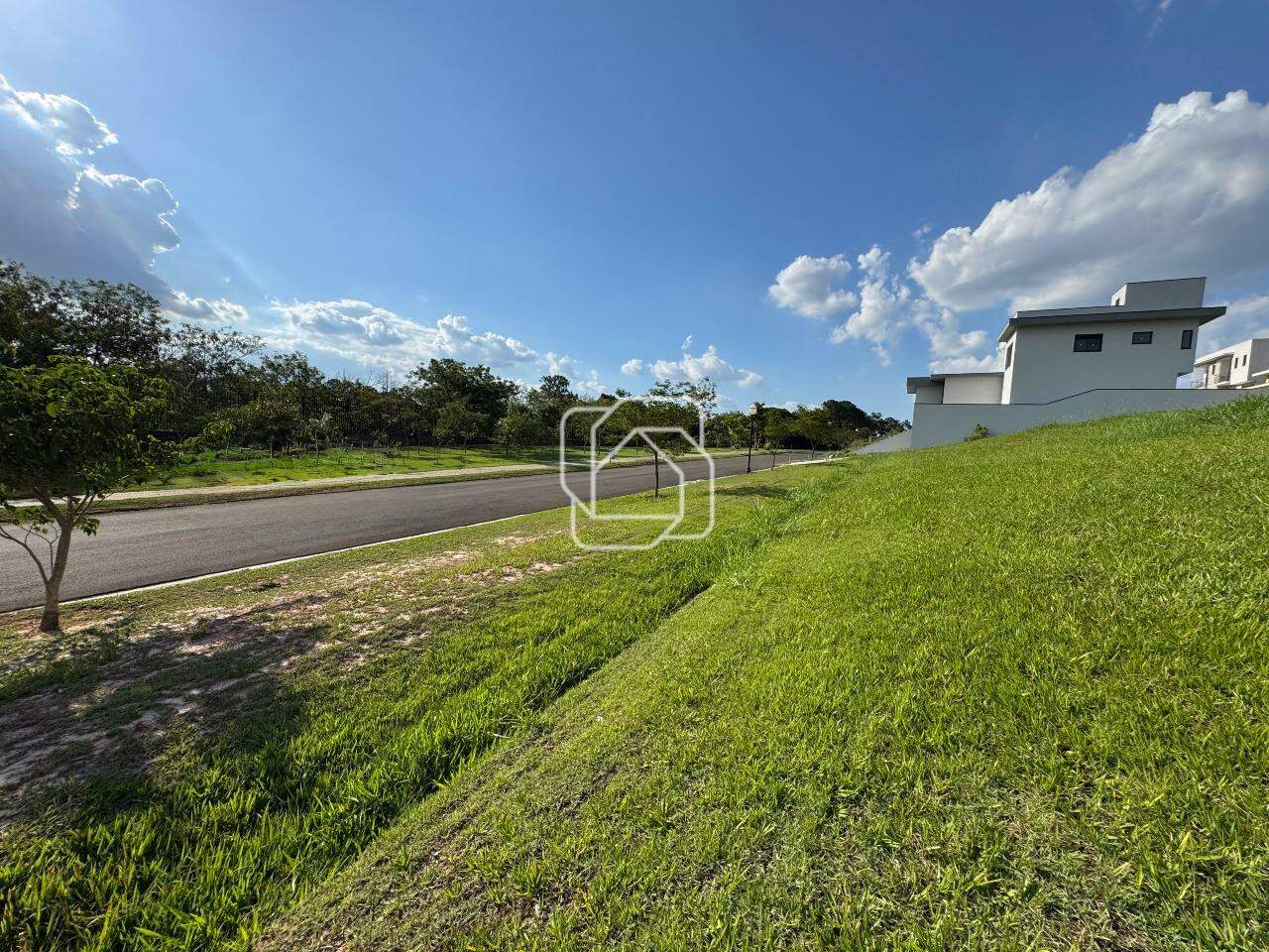 Terreno à venda em Itu - SP - Condomínio Villas do Golfe: 