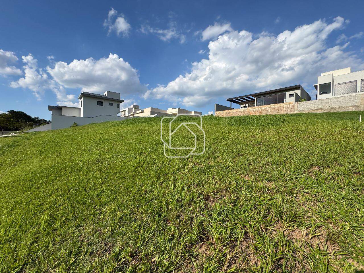 Terreno à venda em Itu - SP - Condomínio Villas do Golfe: 