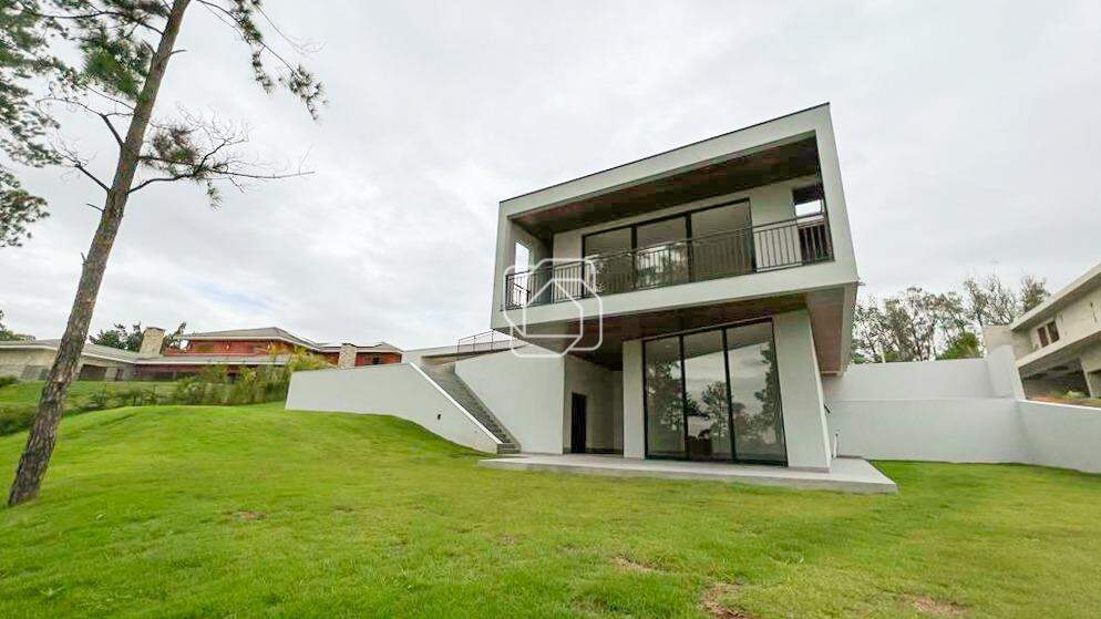 Casa de Condomínio à venda em Itu - SP - Condomínio Terras de São José: Fundos da casa, gramado