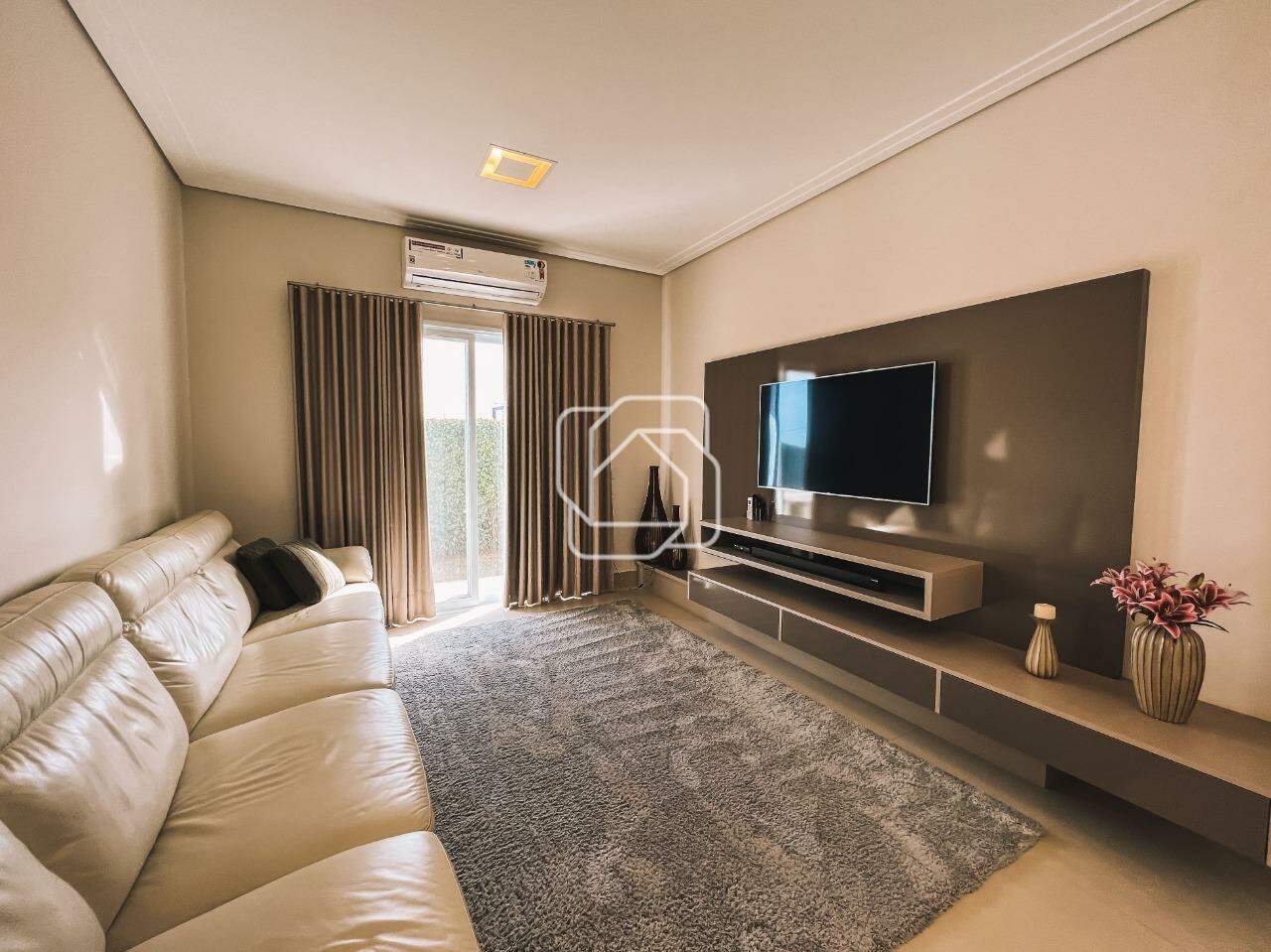 Casa de Condomínio à venda em Itu - SP - Condomínio Fazenda Kurumin: Sala de TV privativa