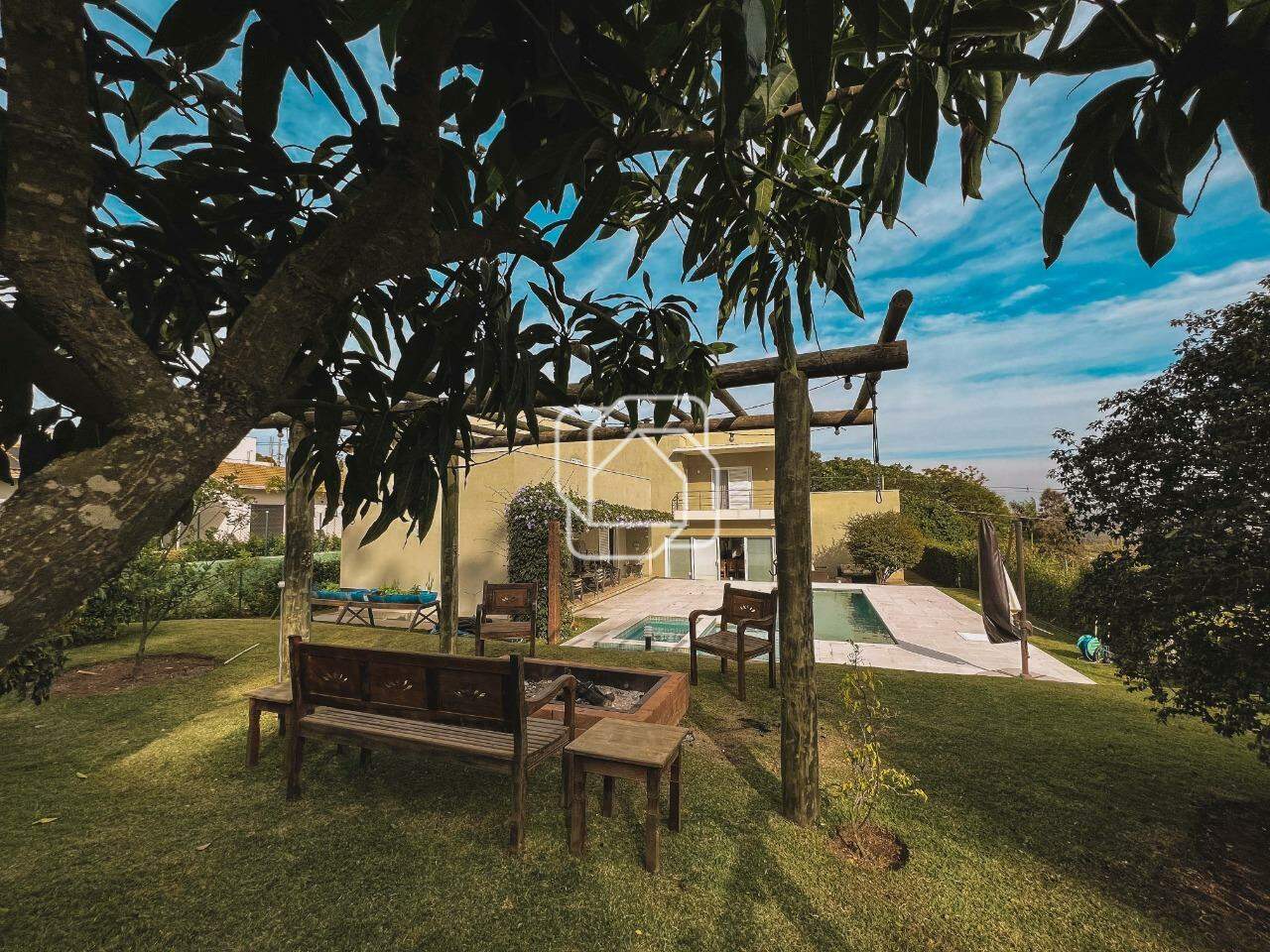 Casa de Condomínio à venda em Itu - SP - Condomínio Fazenda Kurumin: Fire pit, área externa