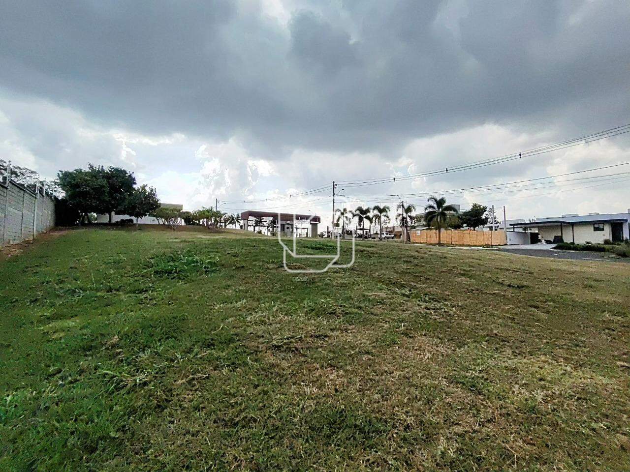 Terreno à venda em Itu - SP - Condomínio UNA: 