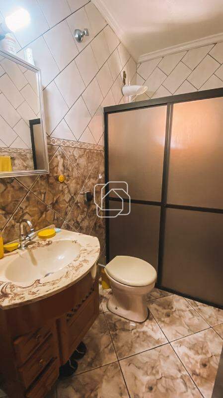 Casa de Condomínio à venda em Salto - SP - Condomínio Zuleika Jabour: Banheiro