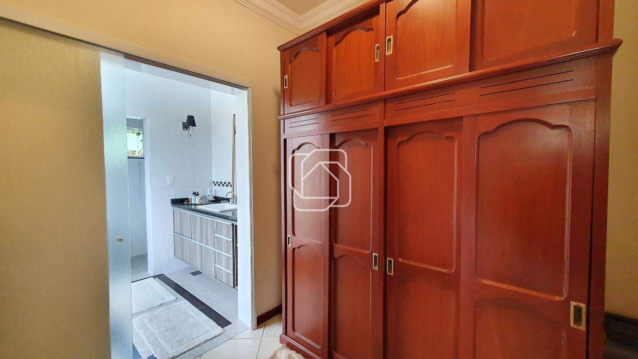 Casa de Condomínio para aluguel em Itu - SP - Parque Village Castelo: Casa com Piscina para Alugar em Itu | Condomínio Village Castelo Itu | Mobiliada