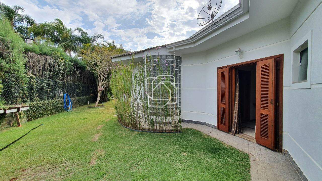Casa de Condomínio para aluguel em Itu - SP - Parque Village Castelo: Casa com Piscina para Alugar em Itu | Condomínio Village Castelo Itu | Mobiliada