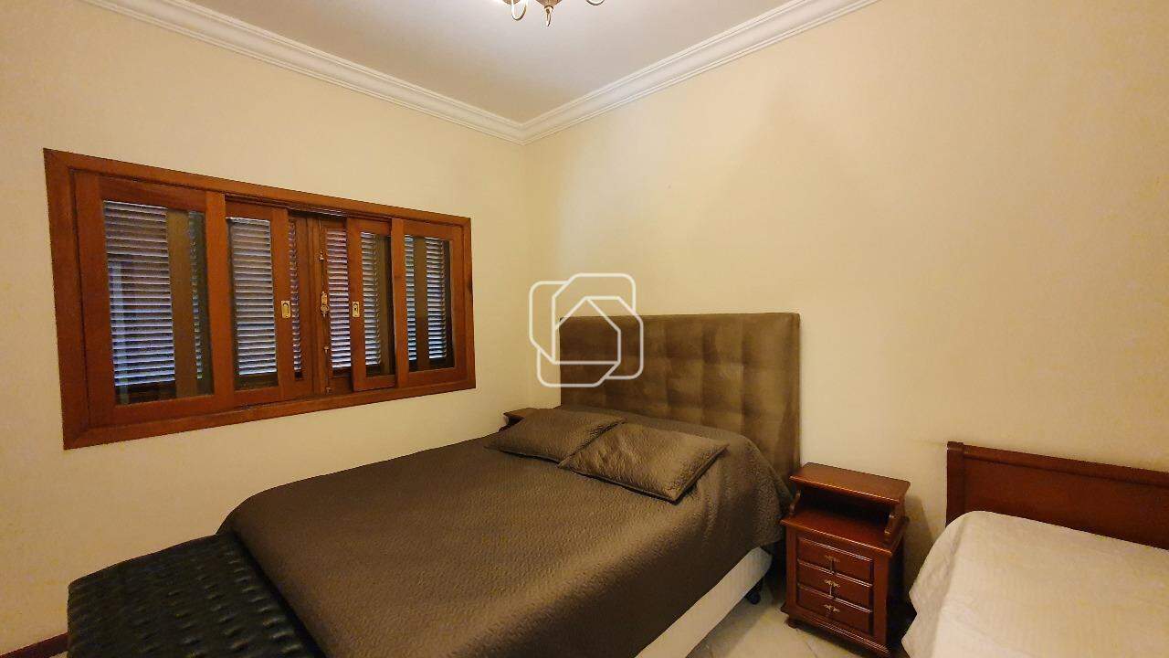 Casa de Condomínio para aluguel em Itu - SP - Parque Village Castelo: Casa com Piscina para Alugar em Itu | Condomínio Village Castelo Itu | Mobiliada