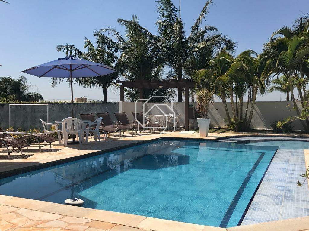 Casa de Condomínio para aluguel em Itu - SP - Parque Village Castelo: Casa com Piscina para Alugar em Itu | Condomínio Village Castelo Itu | Mobiliada