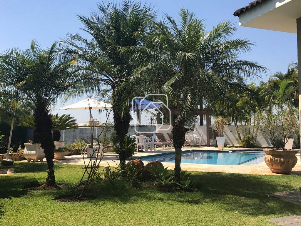 Casa de Condomínio para aluguel em Itu - SP - Parque Village Castelo: Casa com Piscina para Alugar em Itu | Condomínio Village Castelo Itu | Mobiliada