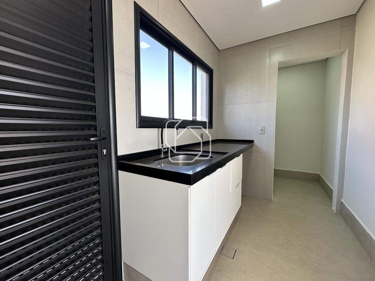 Casa de Condomínio à venda em Itu - SP - Condomínio Villas do Golfe: Lavanderia
