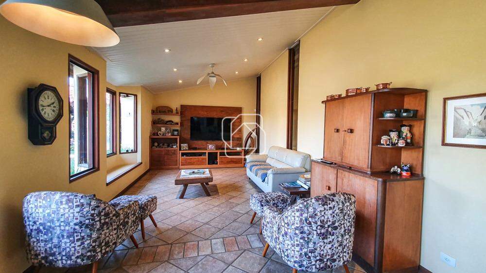 Casa de Condomínio à venda em Indaiatuba - SP - Lagos de Shanadu: Sala de estar
