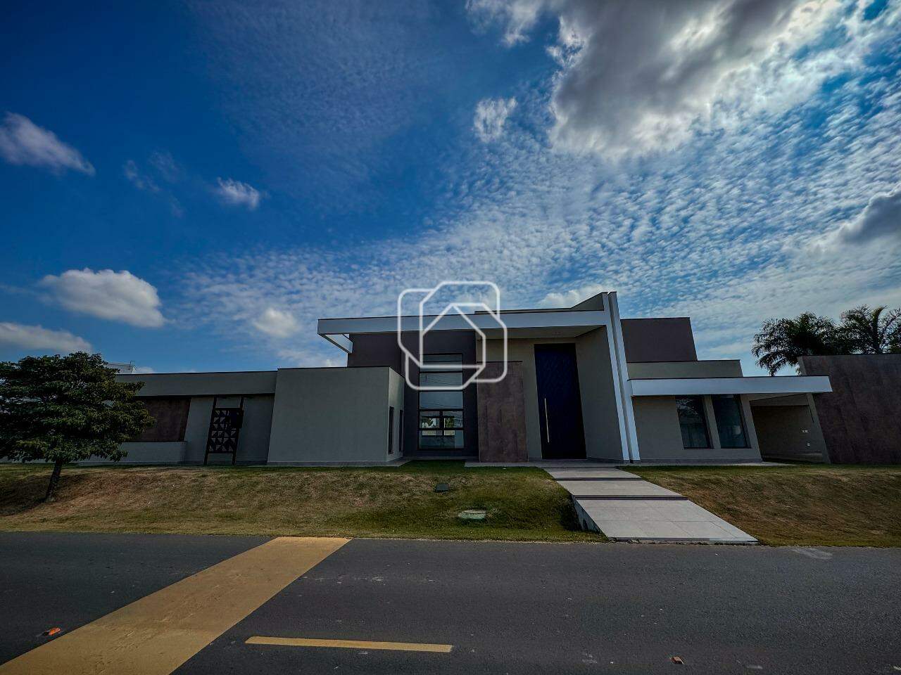 Casa de Condomínio à venda em Itu - SP - Condomínio Xapada Parque Ytu: Fachada