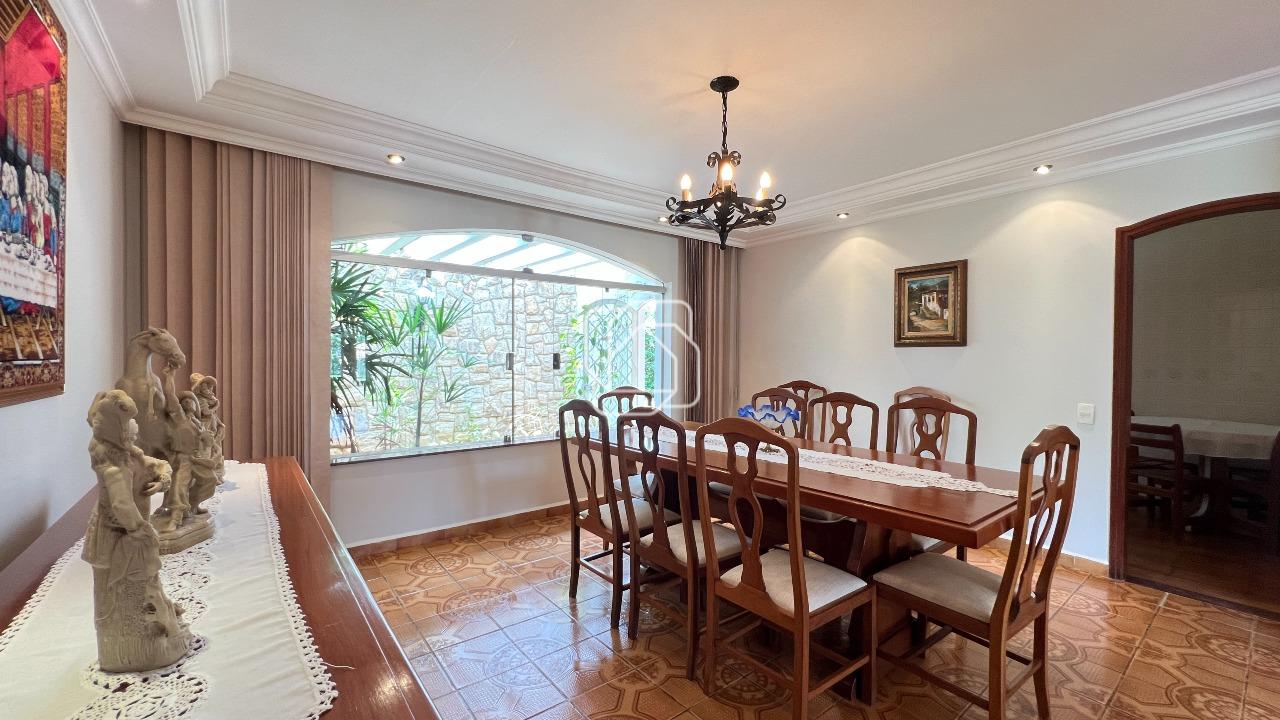 Casa de Condomínio para aluguel em Indaiatuba - SP - Vale das Laranjeiras: Sala de jantar