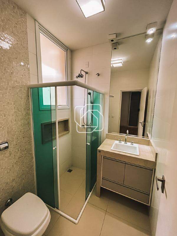 Casa de Condomínio à venda em Itu - SP - Jardim Plaza Atheneé: Banheiro