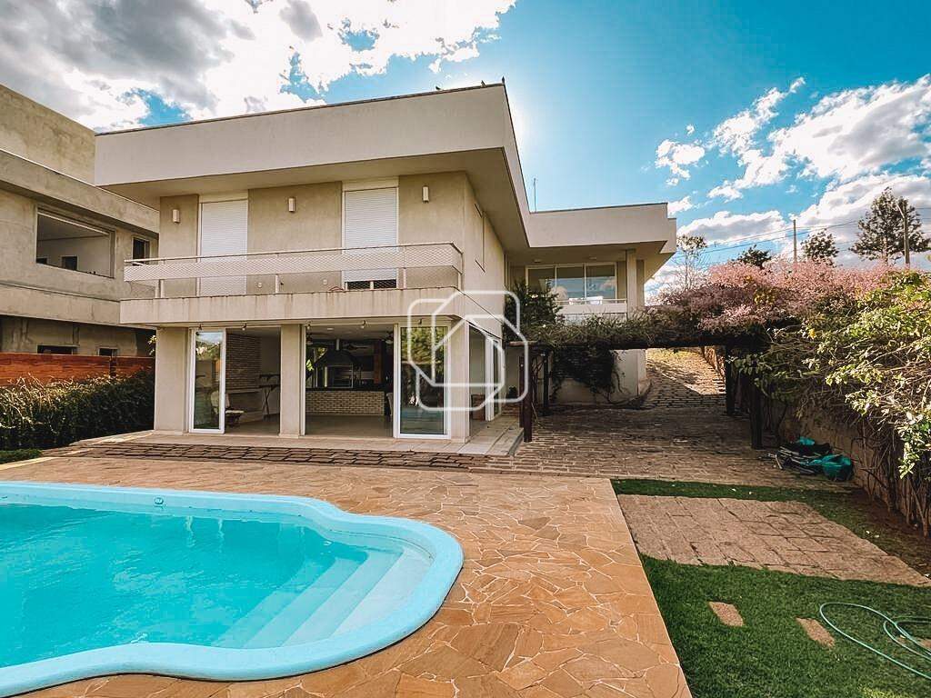 Casa de Condomínio à venda em Itu - SP - Jardim Plaza Atheneé: Área da piscina, pergolados
