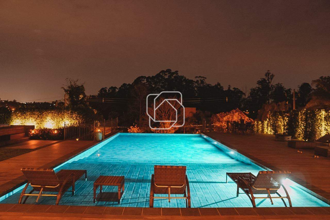 Casa de Condomínio à venda em Itu - SP - Fazenda Vila Real de Itu: Piscina, vista noturna