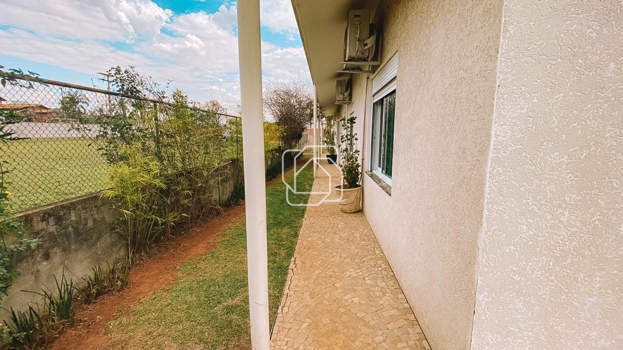 Casa de Condomínio à venda em Salto - SP - Terras de Mont Serrat: Lateral da casa