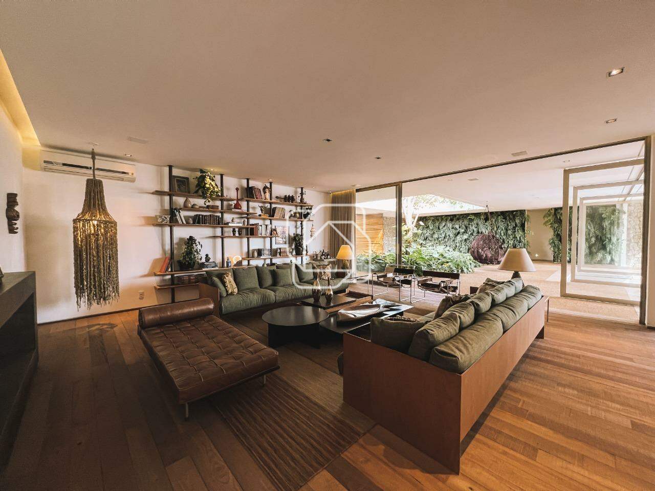Casa de Condomínio à venda em Itupeva - SP - Fazenda da Grama: Sala de estar