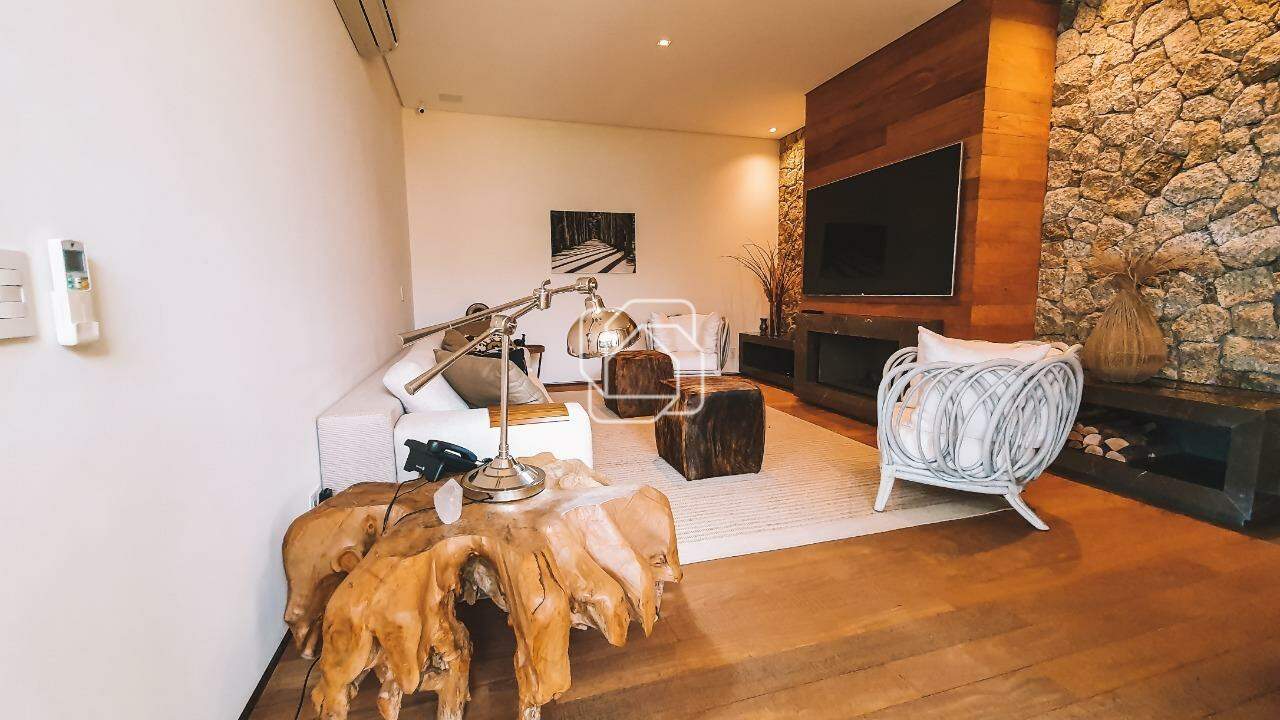 Casa de Condomínio à venda em Itupeva - SP - Fazenda da Grama: Sala de TV privativa