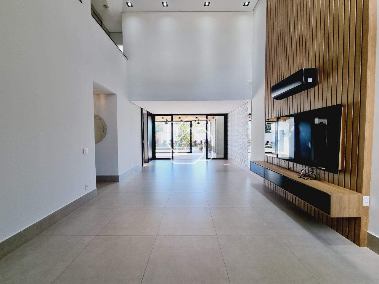 Casa de Condomínio para aluguel em Indaiatuba - SP - Residencial Duas Marias: Sala de estar