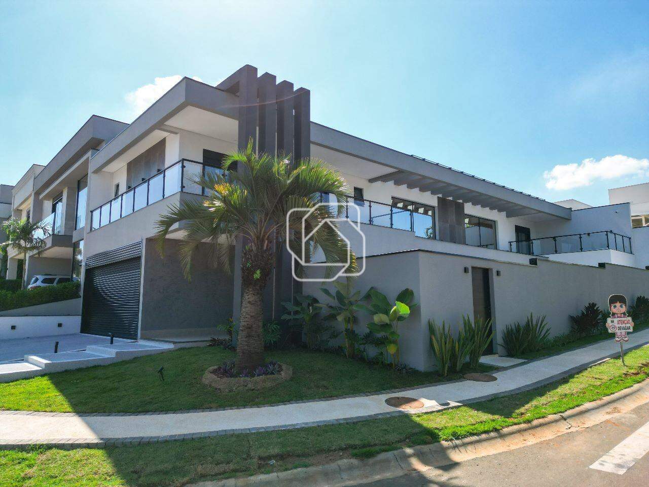 Casa de Condomínio à venda em Indaiatuba - SP - Residencial Duas Marias: Fachada da casa