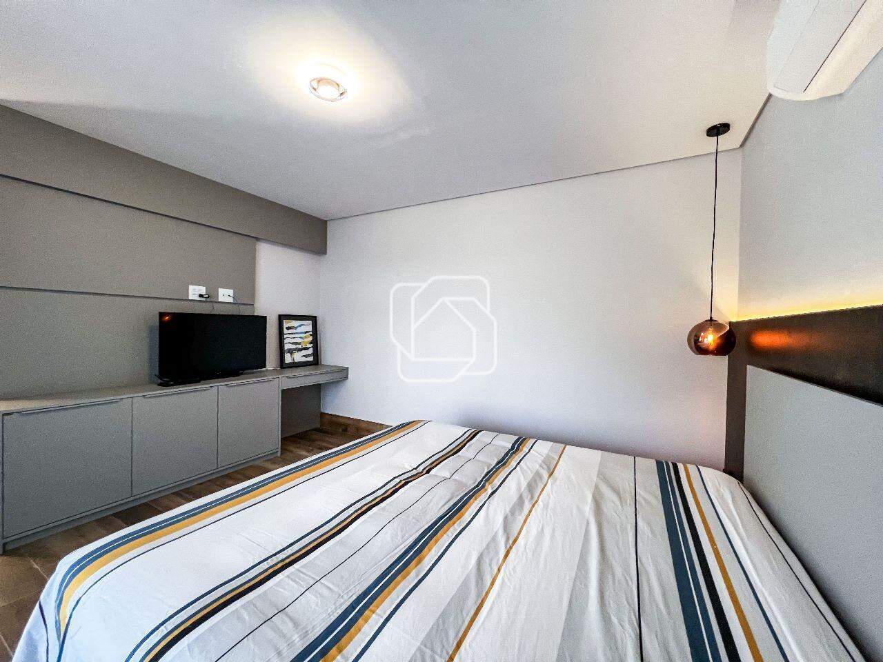 Casa de Condomínio à venda em Indaiatuba - SP - Residencial Duas Marias: Suíte